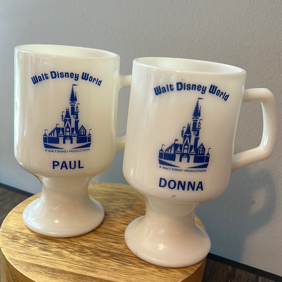 Vintage Walt Disney World souvenir milk glass mug - Picture 1 of 16